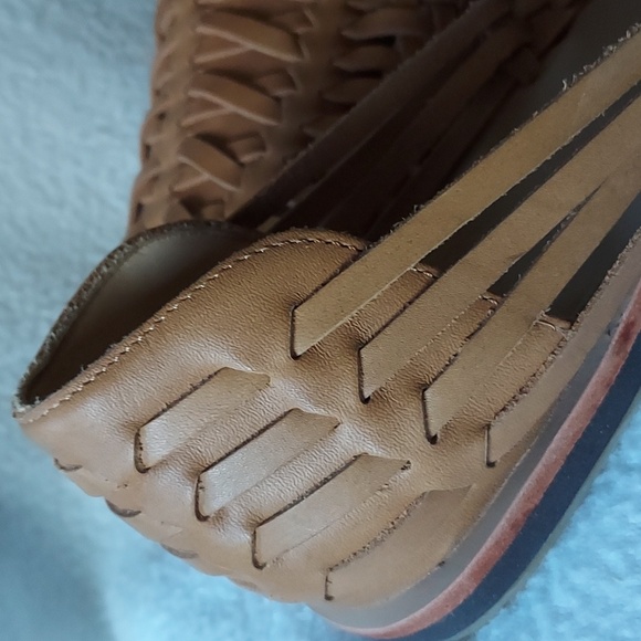 Nisolo Brown Leather Sandals main image 14